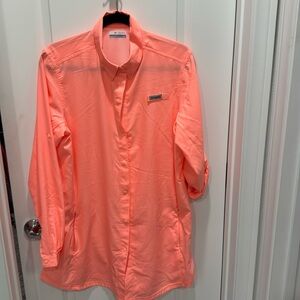 Columbia women’s Omni shade long sleeve shirt